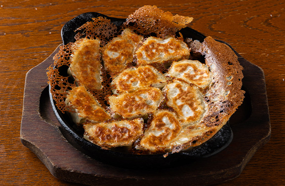 鉄板餃子