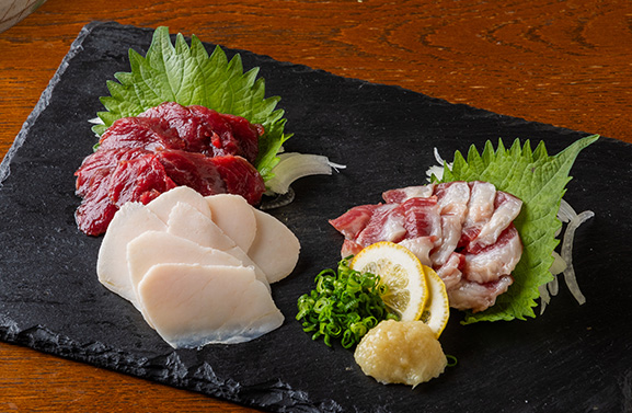馬刺し